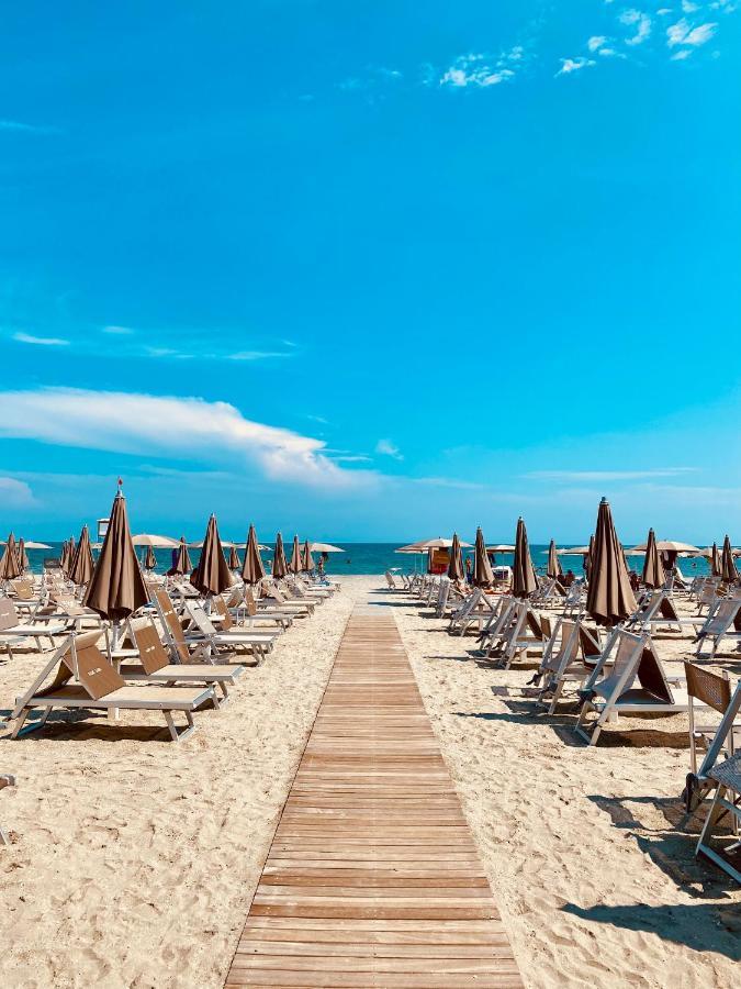 Residence Pineta Verde Мілано-Маріттіма Екстер'єр фото