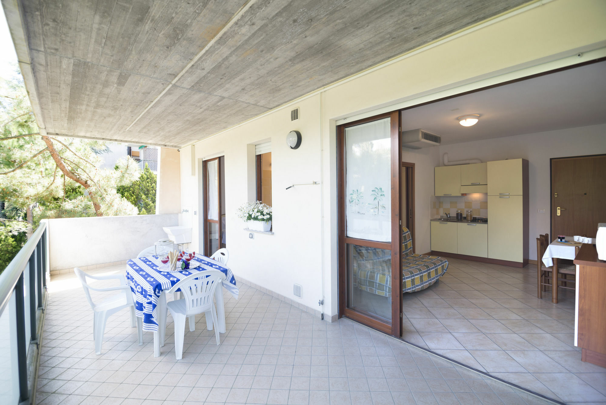 Residence Pineta Verde Мілано-Маріттіма Екстер'єр фото